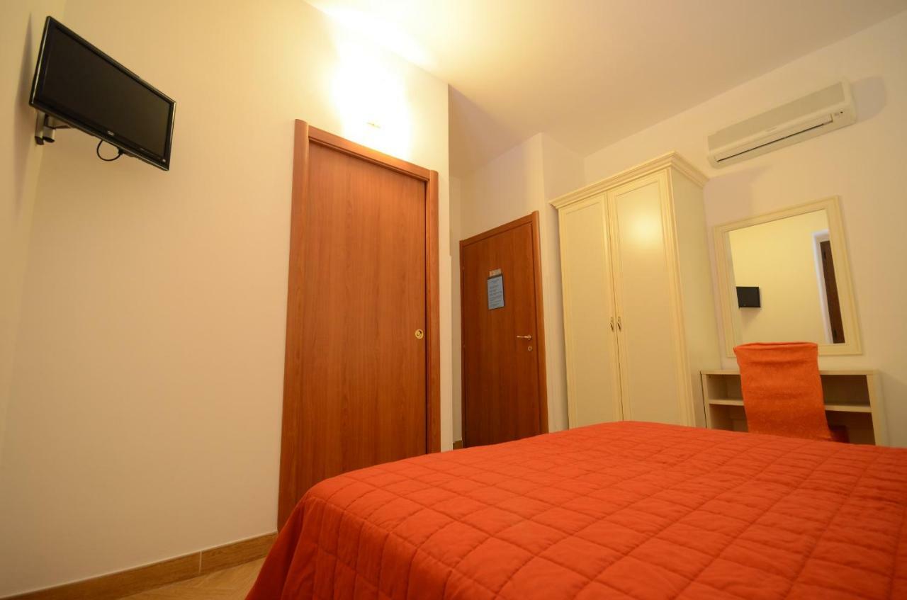 보르고 몬테네로 Il Piccolo Nido B&B 외부 사진